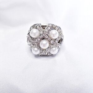 NWOT Women's Eye-Catching Chunky Cutout Cocktail/Party Ring w/ Adjustable Band